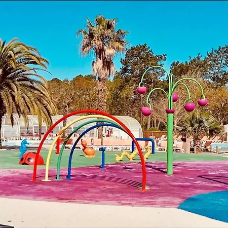 Campingplads Les Pieds Dans L'eau, Le Coeur En Lège-Cap-Ferret