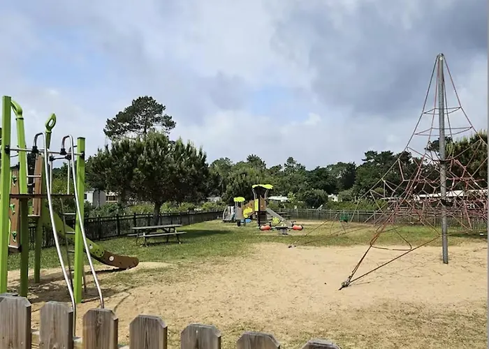 Campingplads Les Pieds Dans L'eau, Le Coeur En *