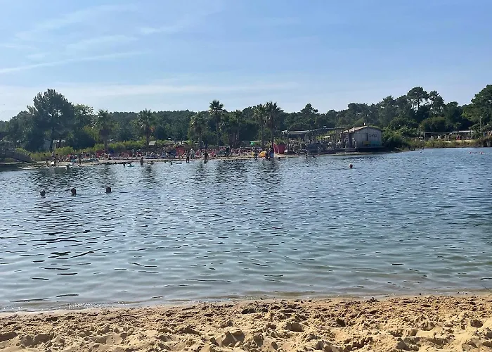 Campingplads Les Pieds Dans L'eau, Le Coeur En